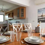 Douranakis House Seaview Hriszí Aktí Haniá
