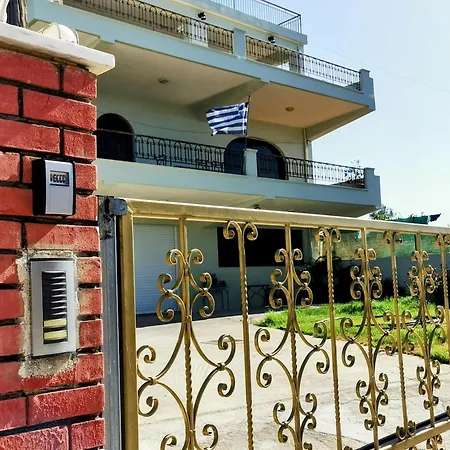 Douranakis House Seaview